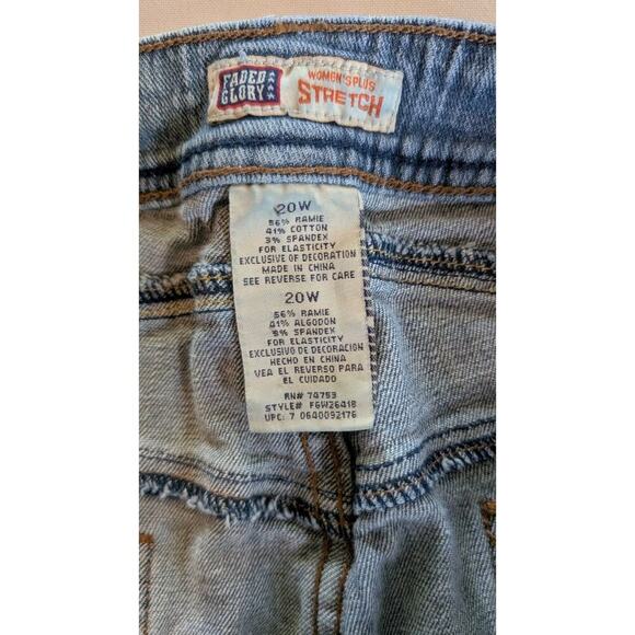 Ladies Faded Glory Embellished Blue Jeans/Capris Size 20W 5 Pockets Vintage - Picture 7 of 11